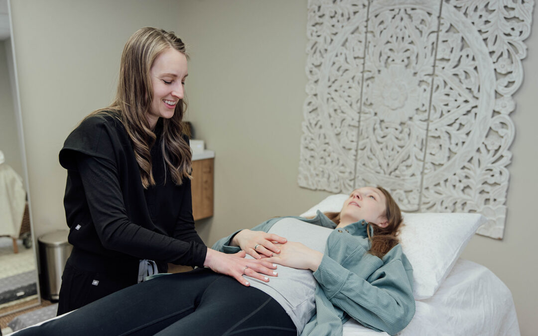 PT checks postpartum mom